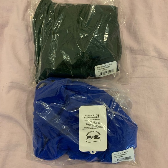 Steve one-piece / onesie swimsuit - Picture 3 of 3